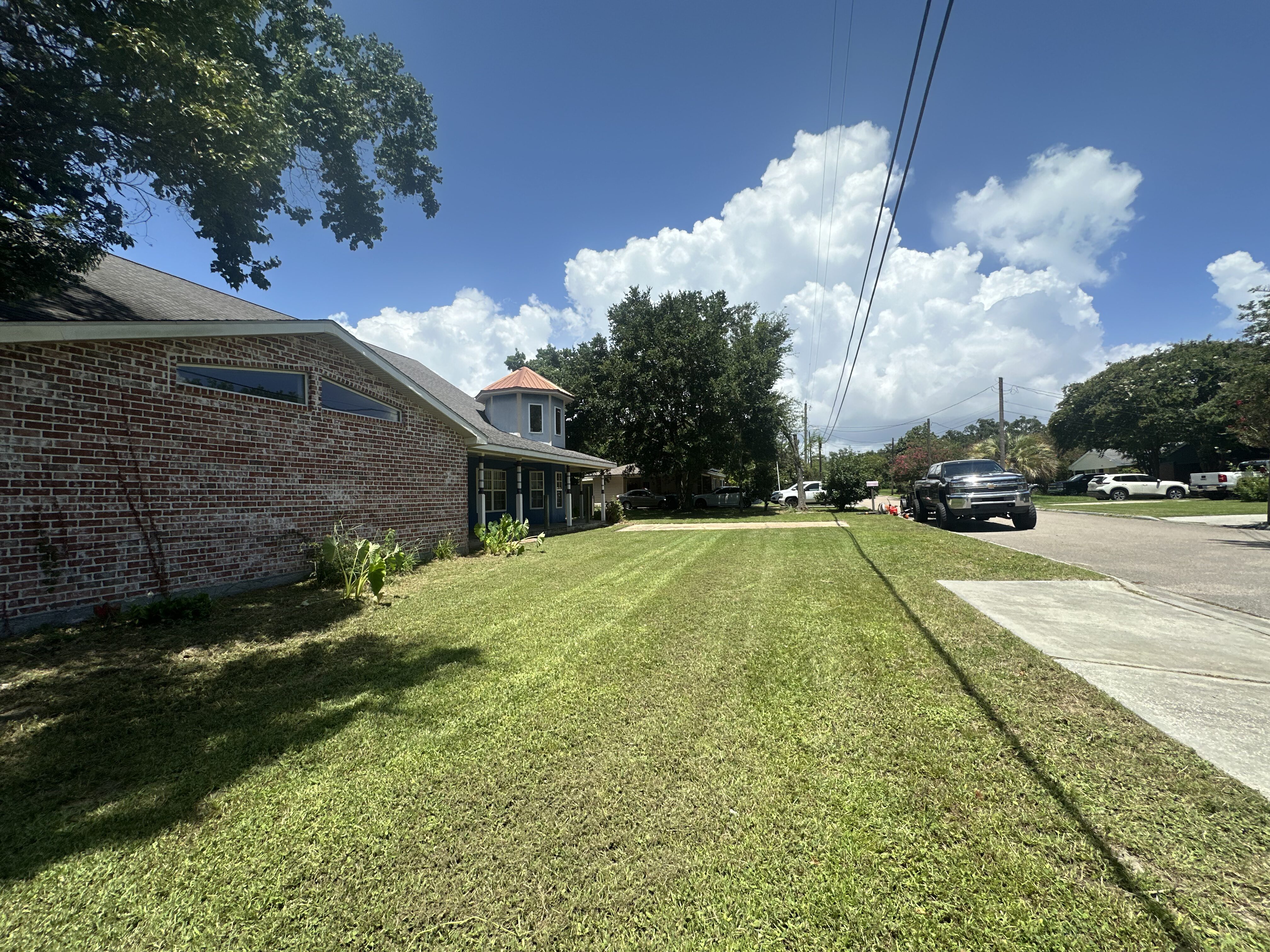 Beautifully maintained lawn